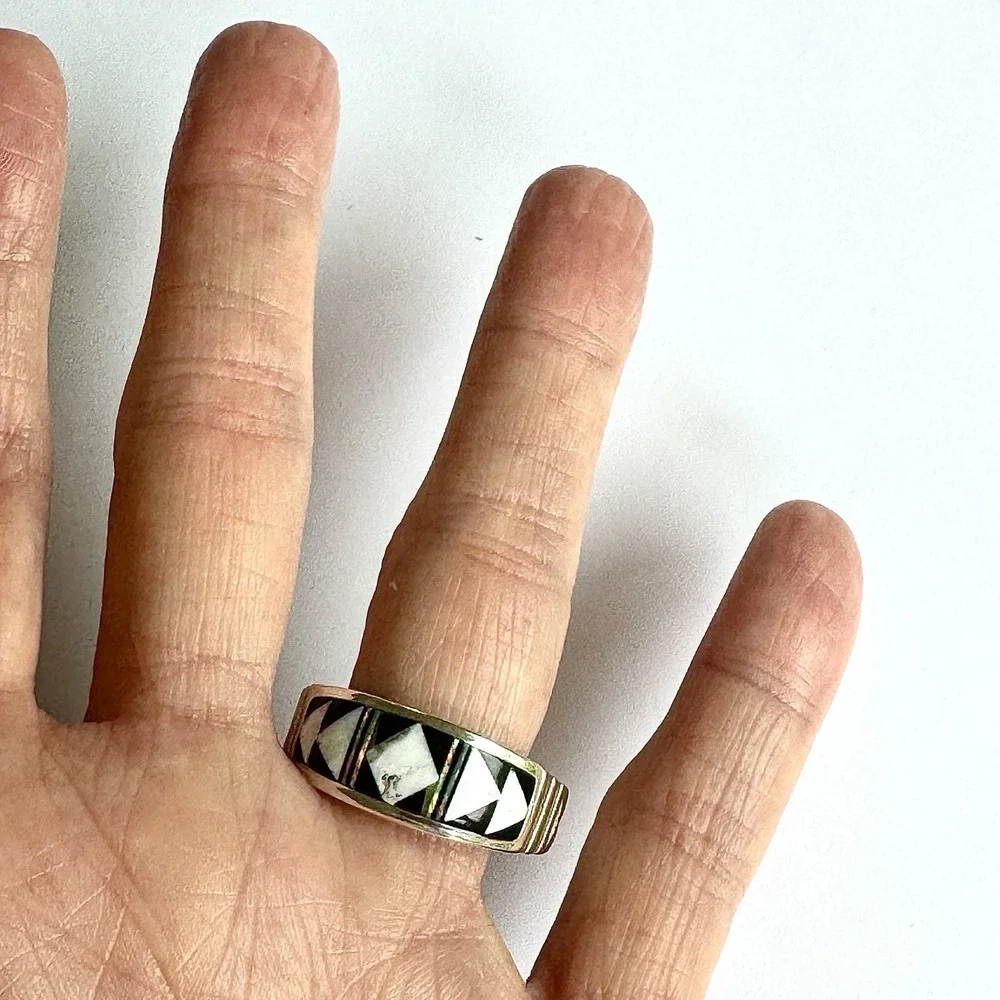 Native American Navajo Indian Turquoise Jewelry ring signed
